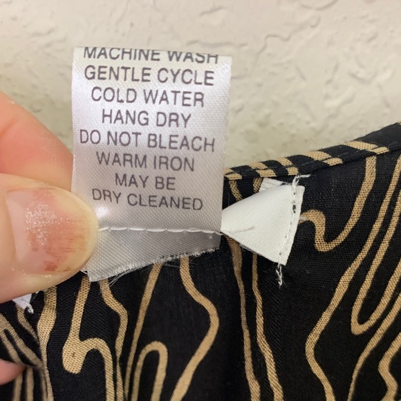 On The Plus Side Black and Gold Midi Dress - Picture 4 of 7